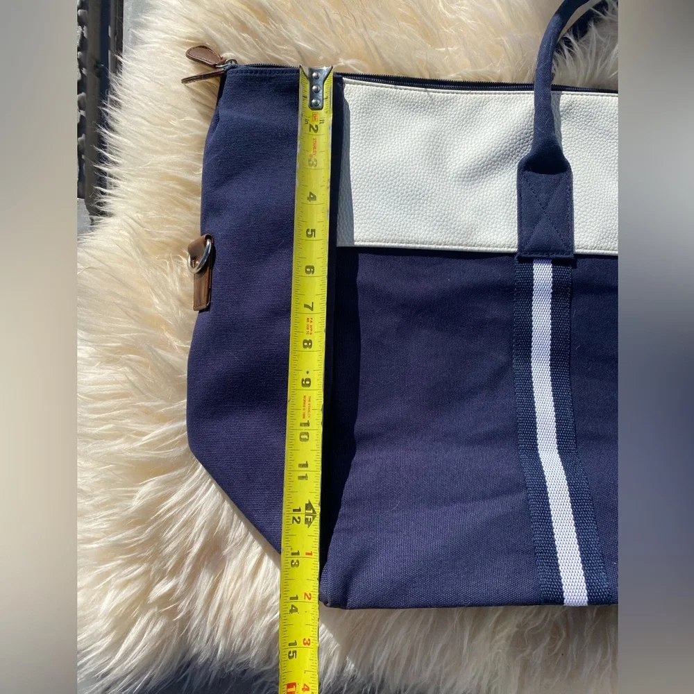 NWT Large POLO Ralph Lauren duffel bag - Picture 4 of 5